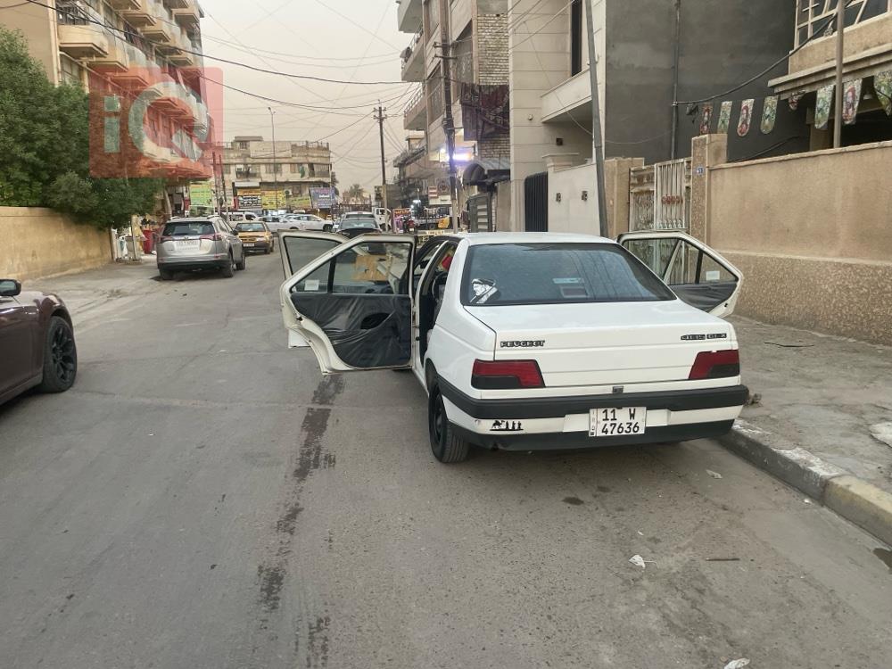 Peugeot 405